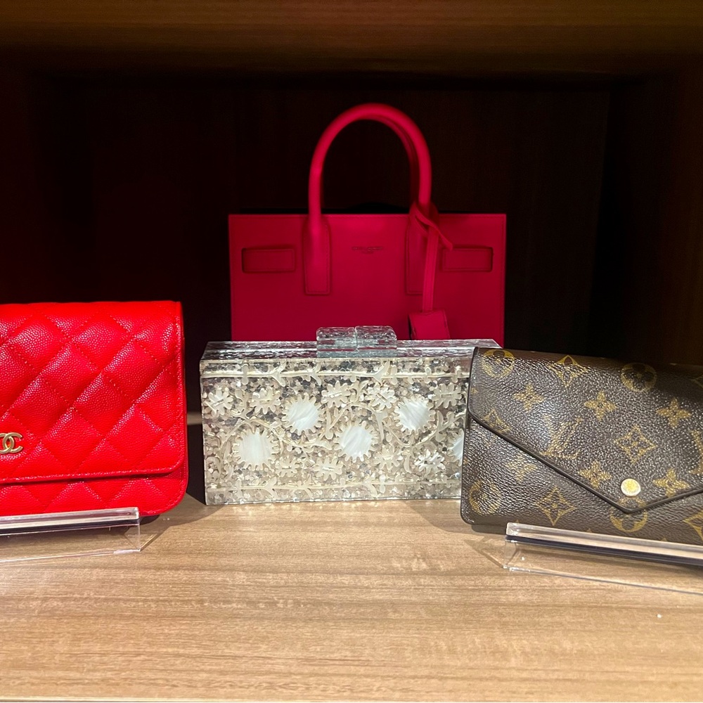 Authentic Louis Vuitton Monogram Jeanne Wallet